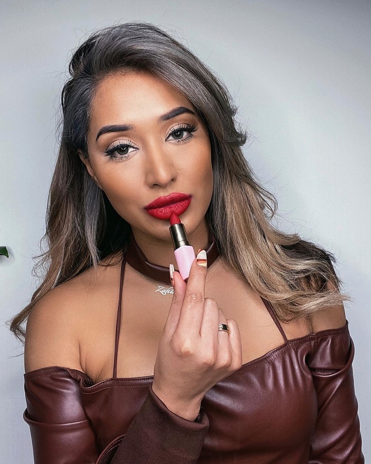 Zahida Allen