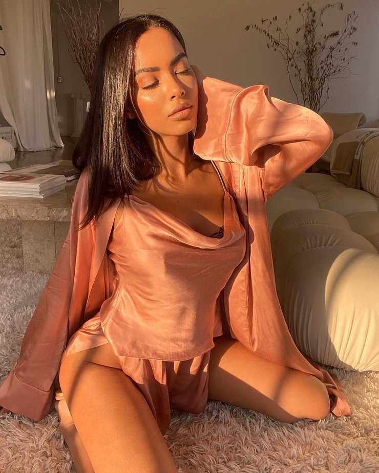 Sharlena Hassani Sharlena Hassani