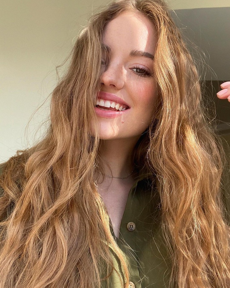 Daria Sidorchuk Daria Sidorchuk