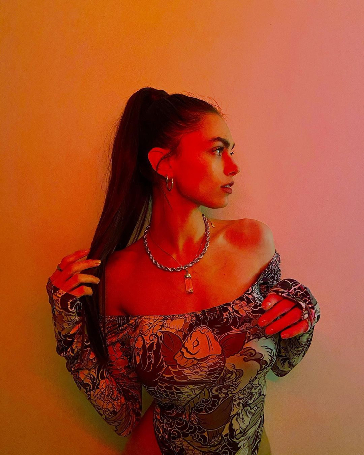 Charleen Weiss Charleen Weiss