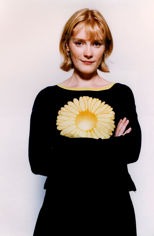 Claire Skinner