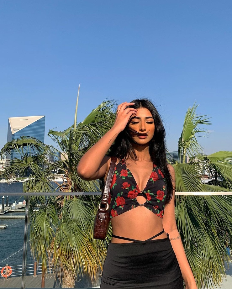 Iffat Marashi