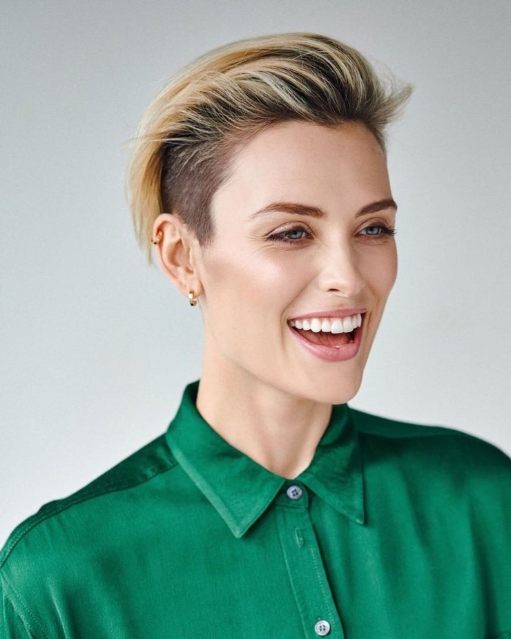 Wallis Day Wallis Day