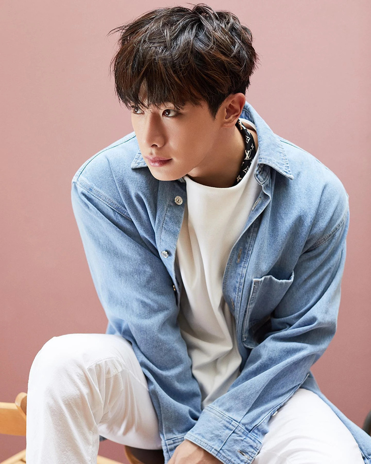 Wonho (MONSTA X)