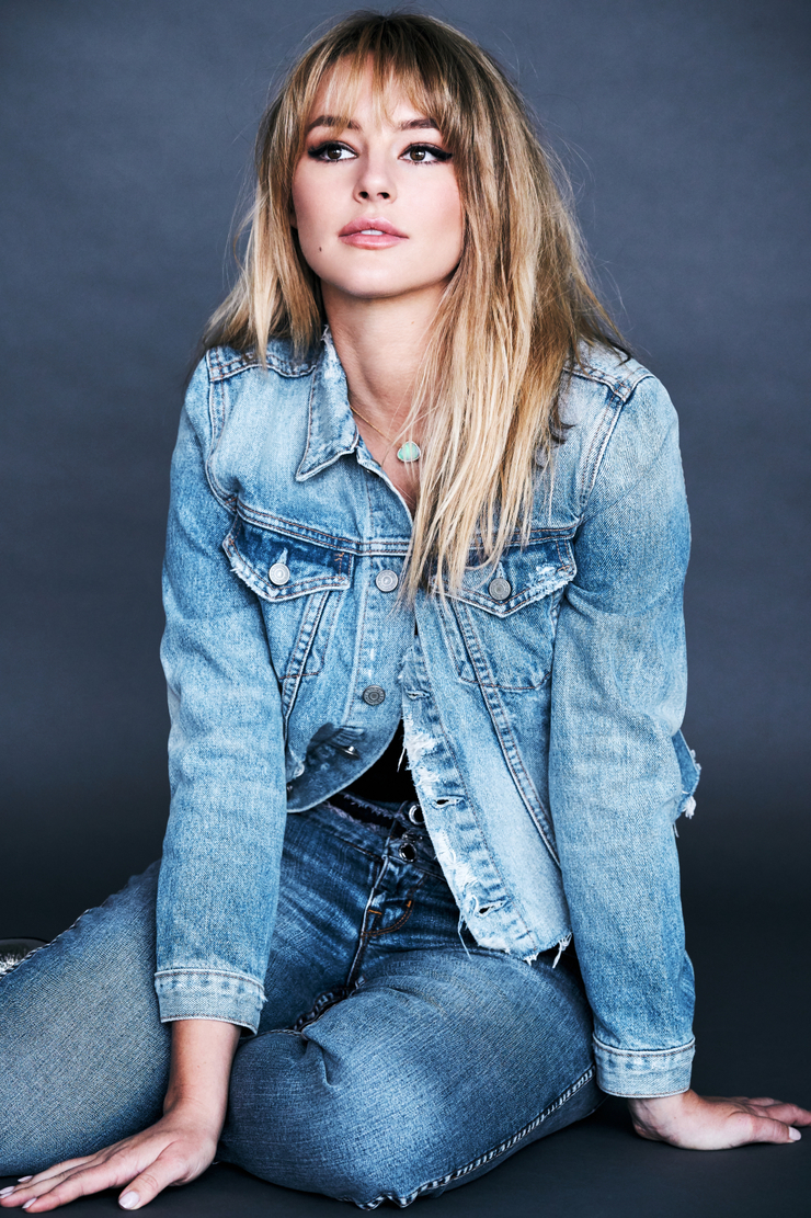 Hassie Harrison Hassie Harrison