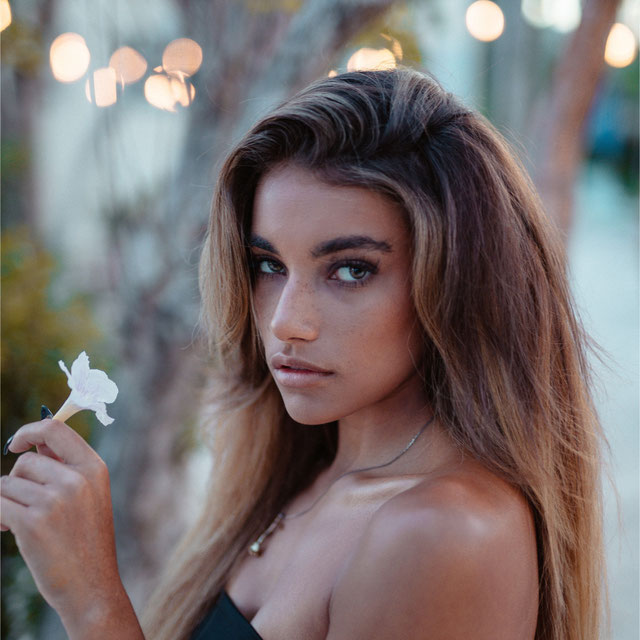 Arianna Hicks Arianna Hicks