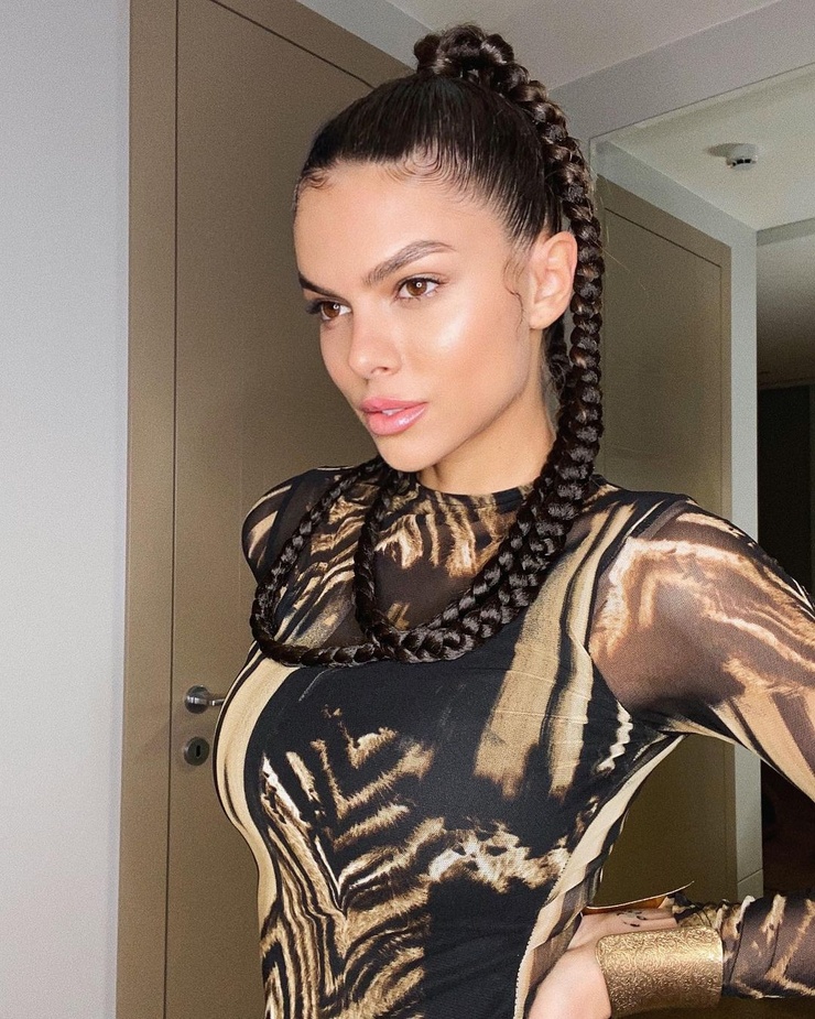 Viki Odintcova Viki Odintcova