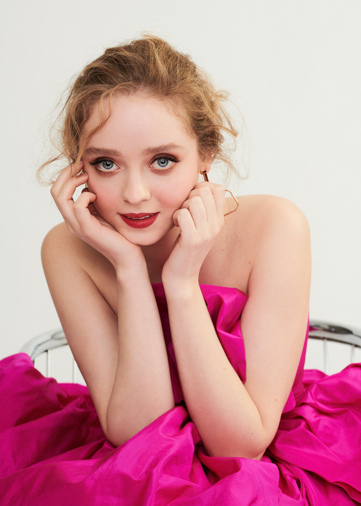 Madeleine Arthur