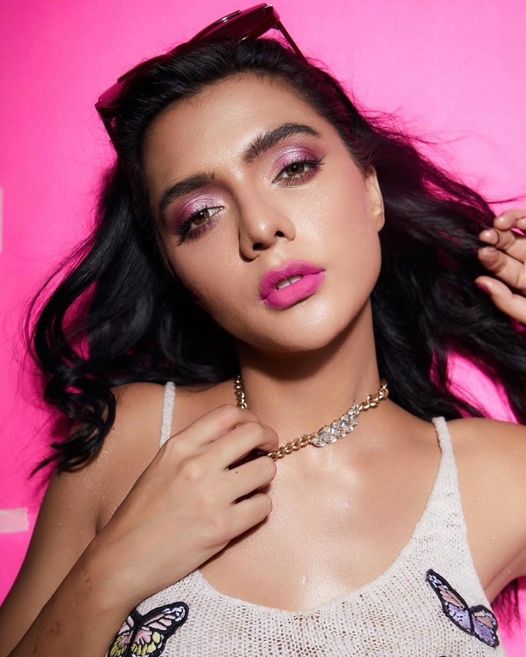 Ruhi Singh Ruhi Singh