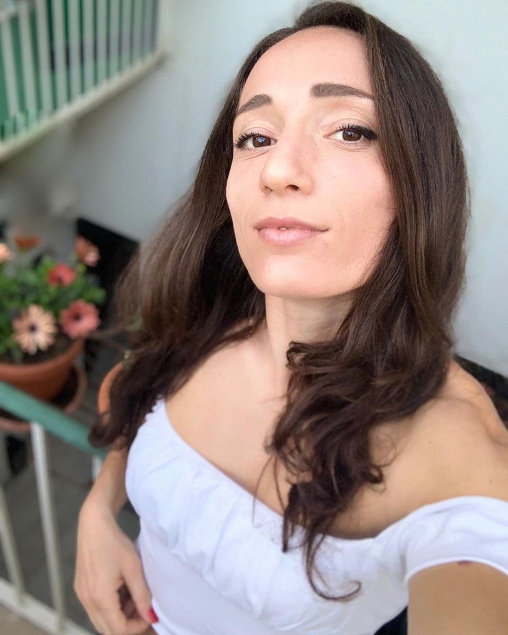 Gloria Peritore