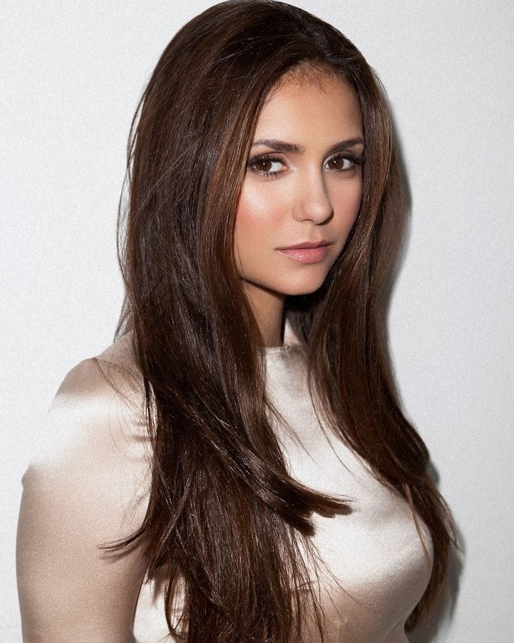 Nina Dobrev