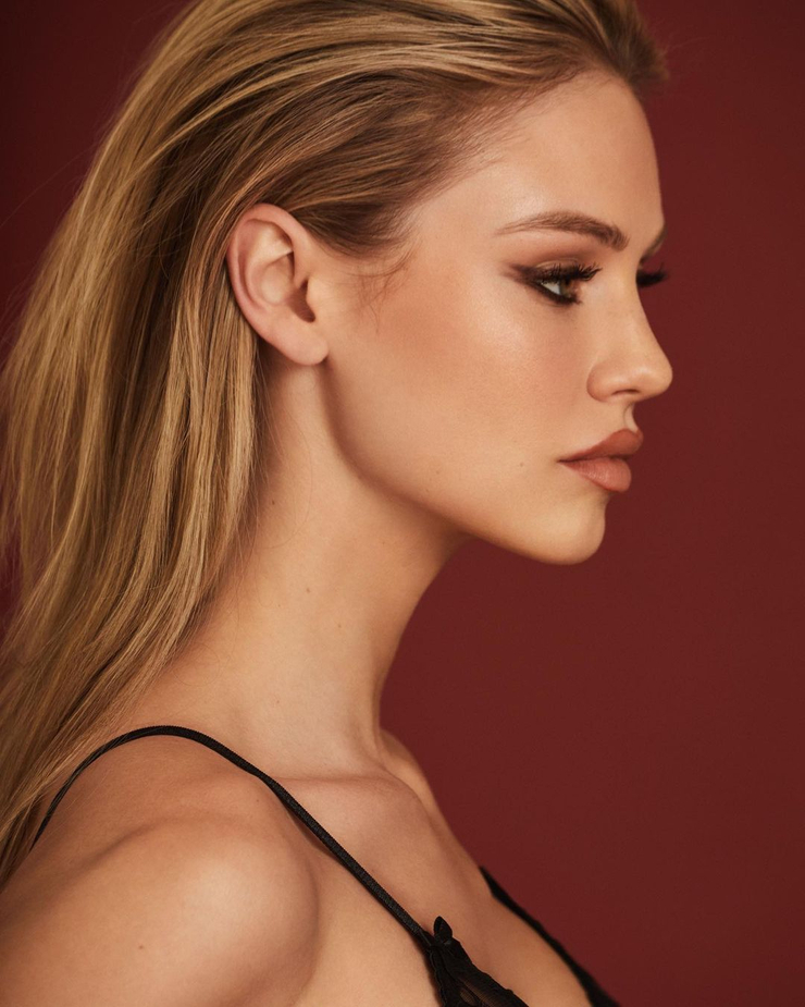 Scarlett Leithold Scarlett Leithold