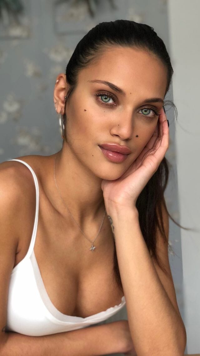 Dalianah Arekion Dalianah Arekion