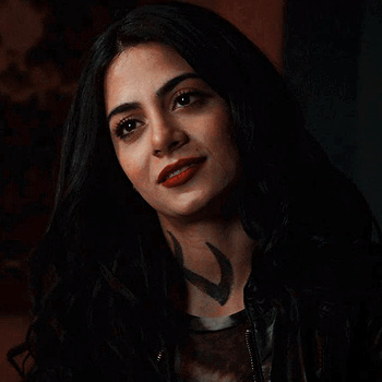 Picture of Emeraude Toubia