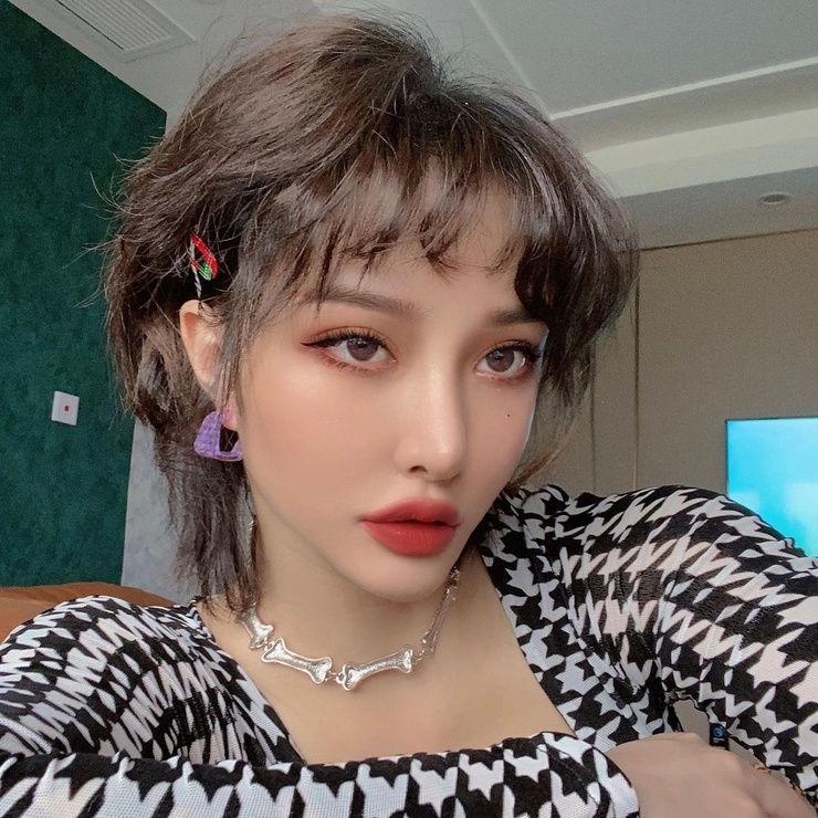 Songyuxin Hitomi