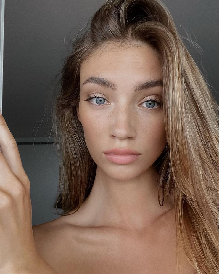 Lorena RAE Lorena RAE