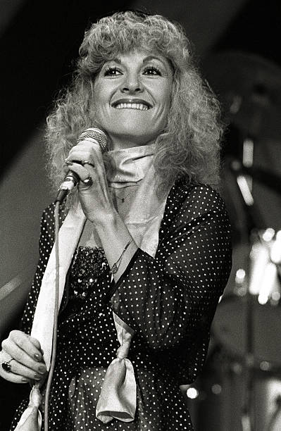 Stella Parton
