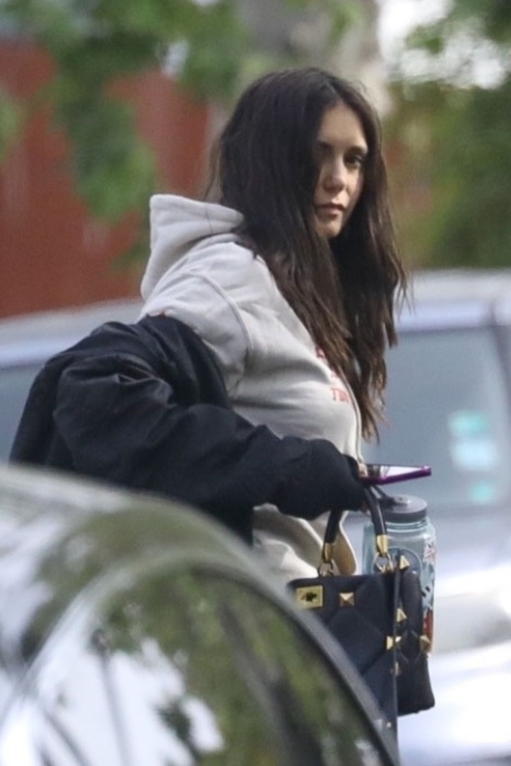 Nina Dobrev