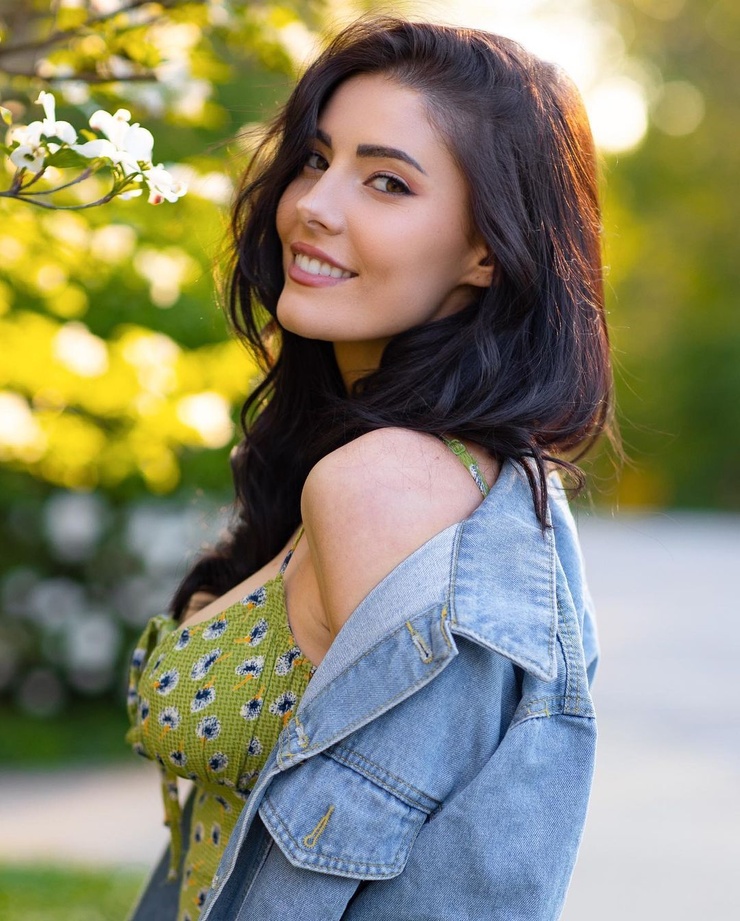Erin Olash picture