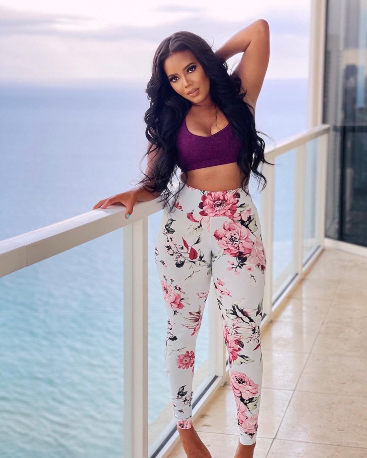 Angela Simmons
