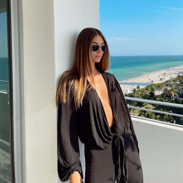 Lorena RAE Lorena RAE