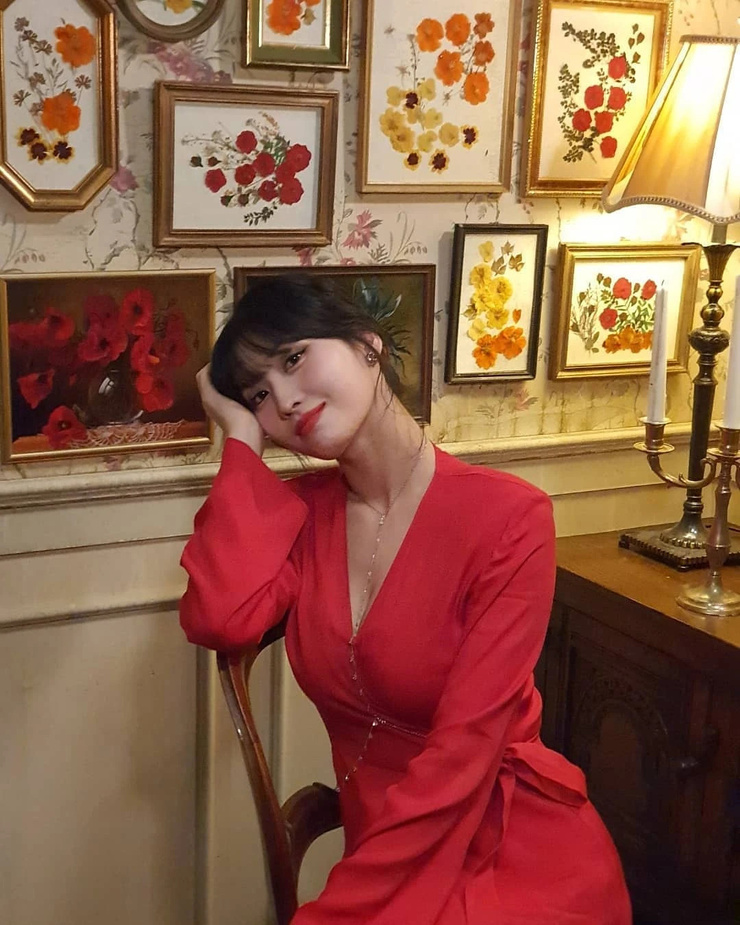 Hirai Momo