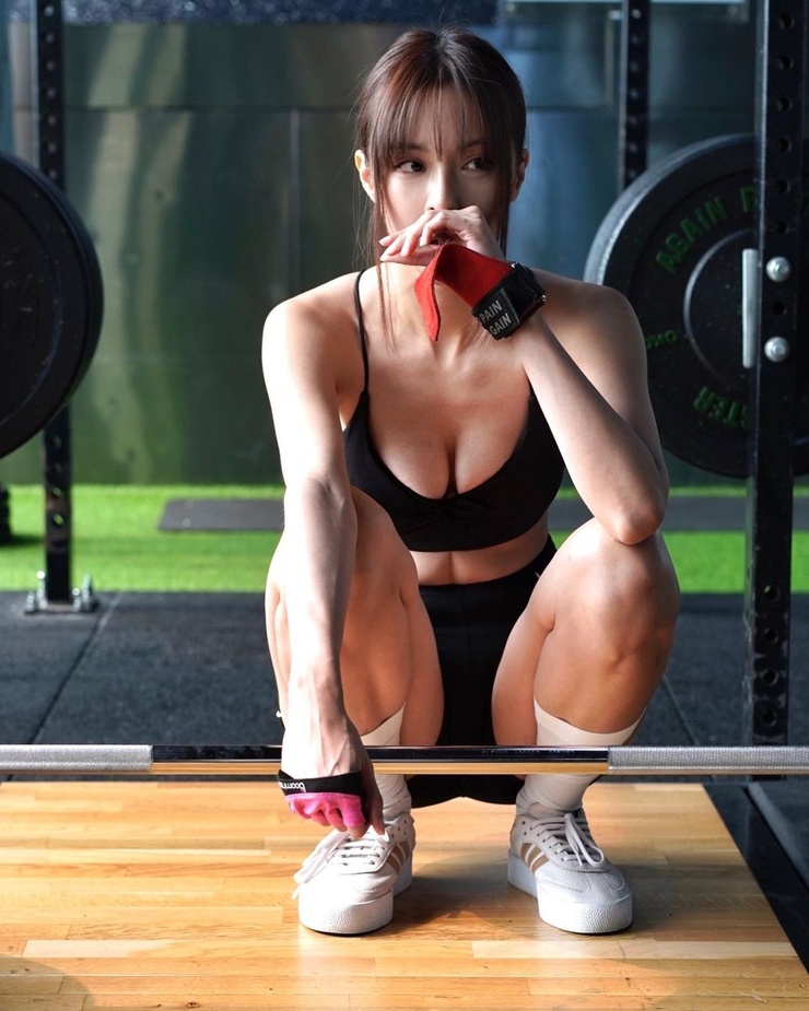 Cathryn Lee Cathryn Lee