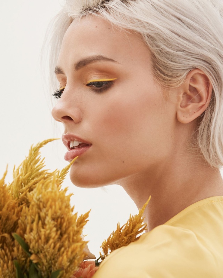 Wallis Day Wallis Day