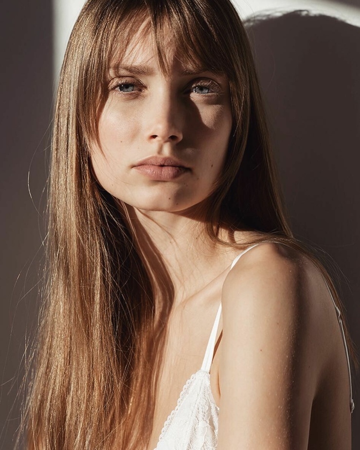 Karoline Seul Karoline Seul