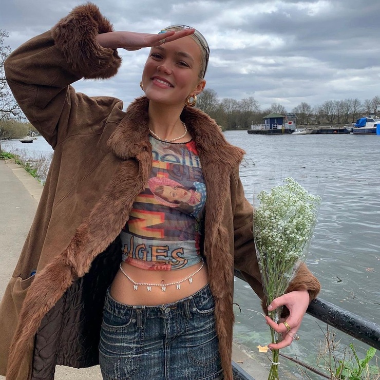 Mimi Slinger