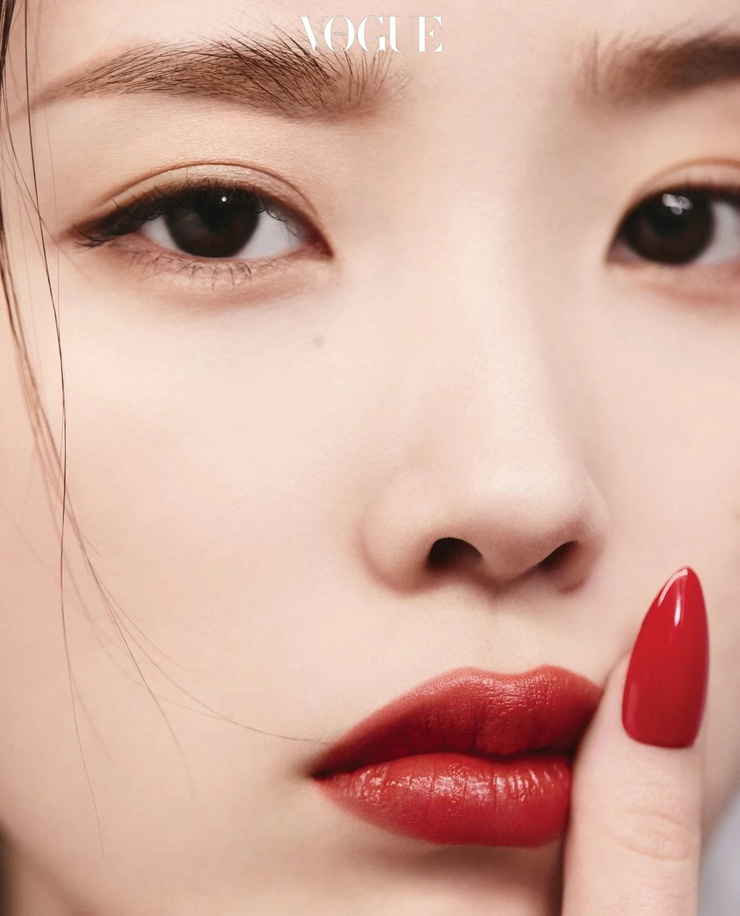 IU IU