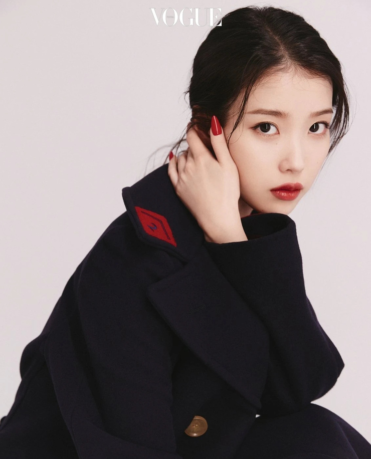 IU IU