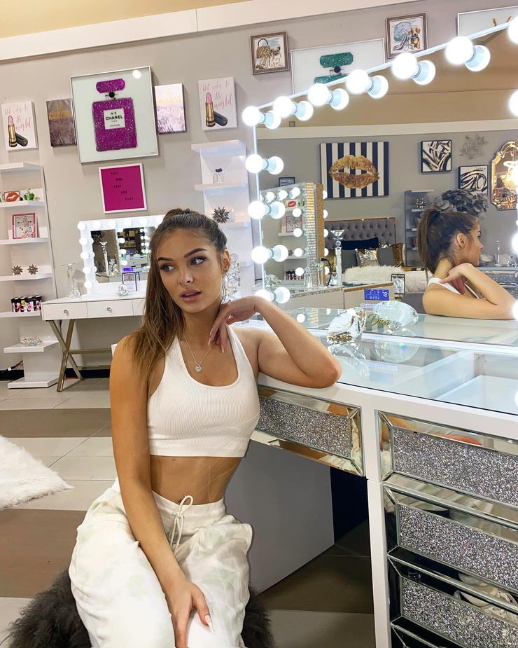 Brighton Sharbino