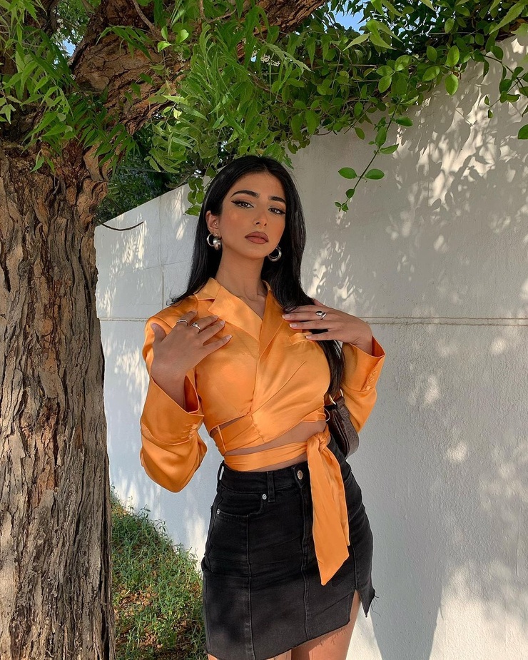 Iffat Marashi