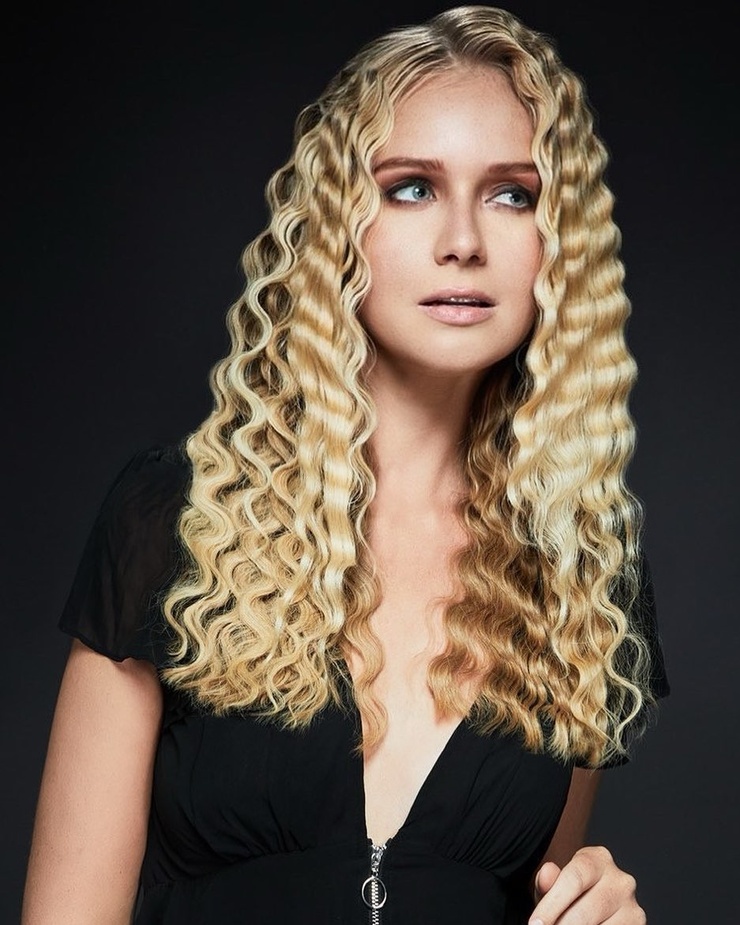 Lucy Kent