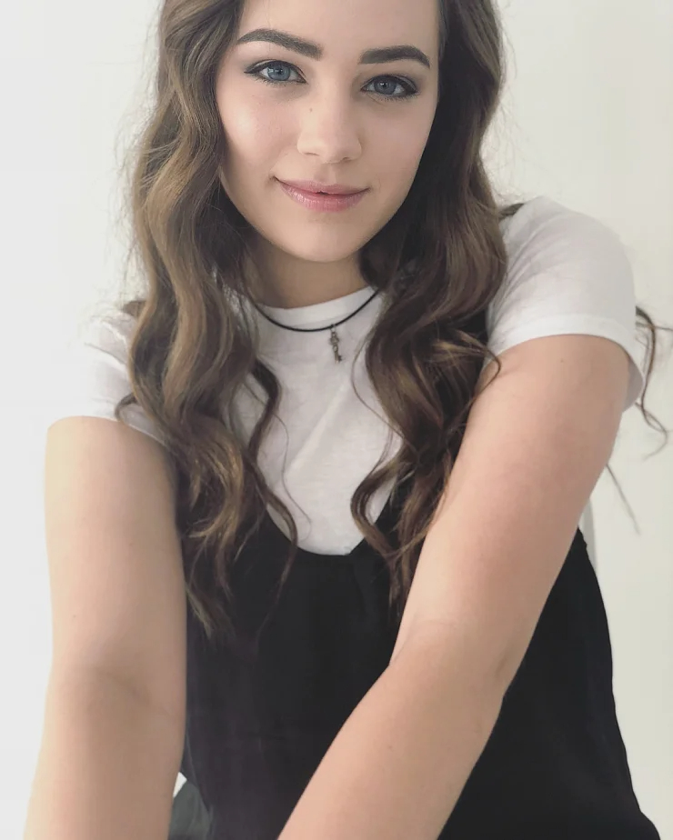 Mary Mouser Mary Mouser