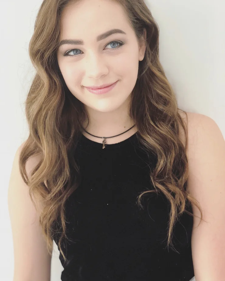 Mary Mouser