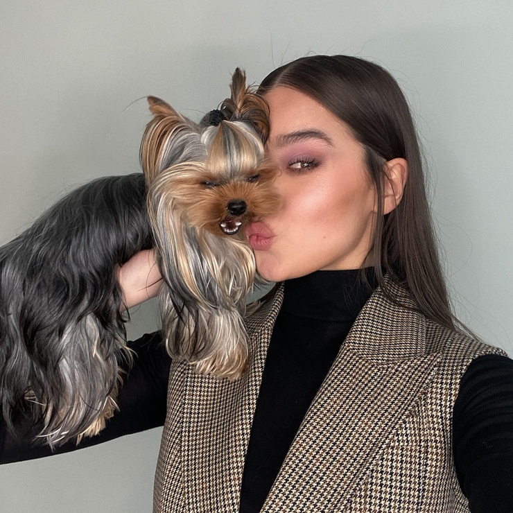 Hailee Steinfeld