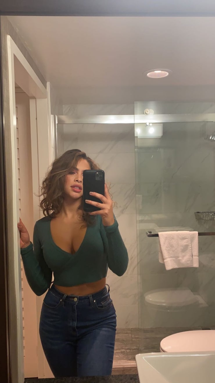 Camila Kendra