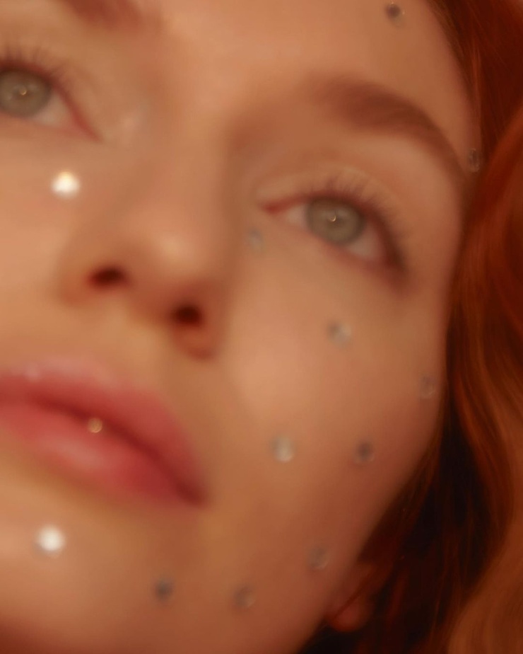 Eleanor Tomlinson