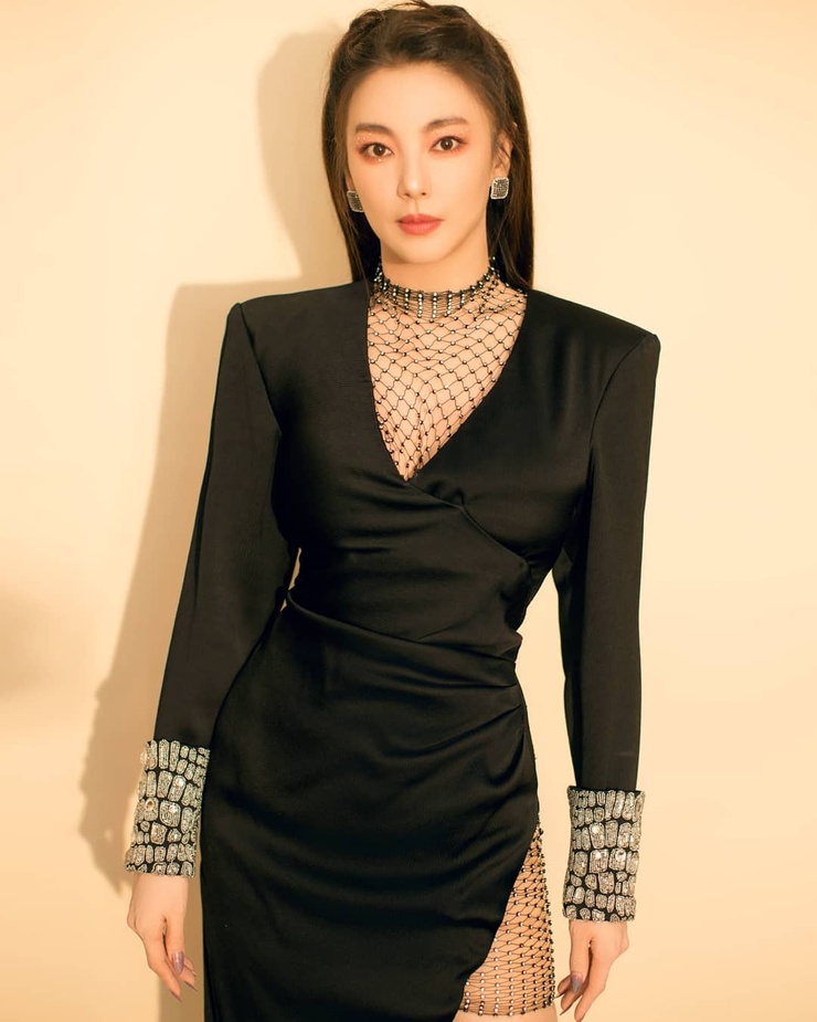 Kitty Zhang Yuqi