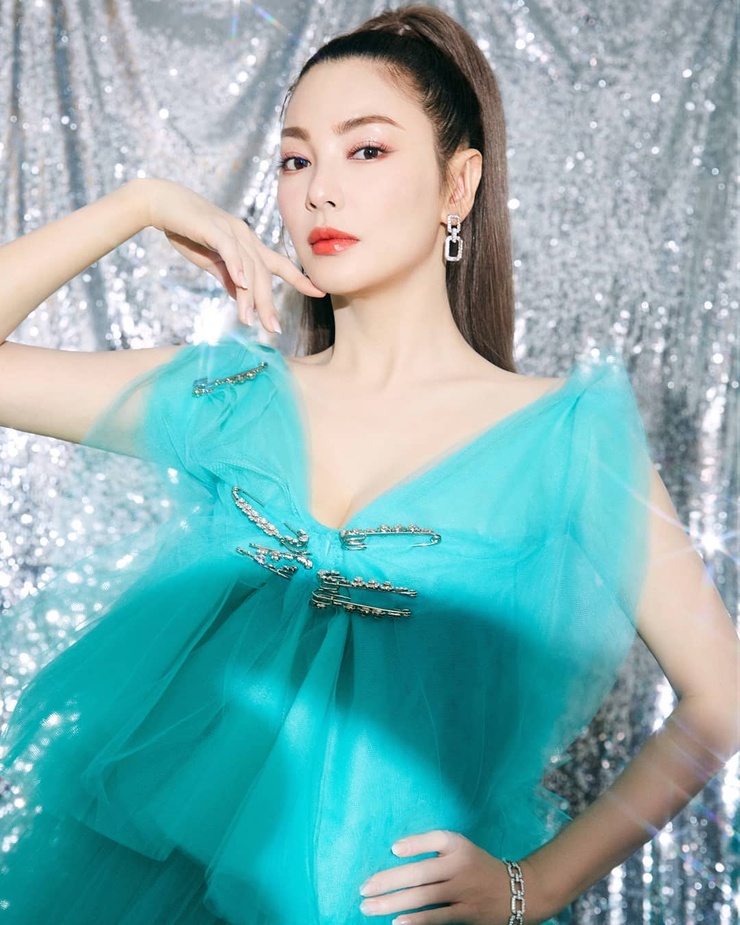 Kitty Zhang Yuqi