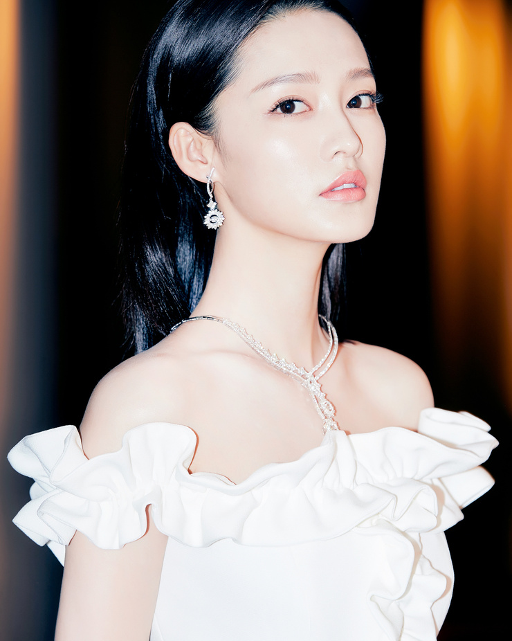 Qin Li Qin Li