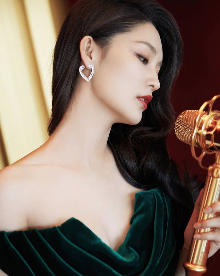 Qin Li Qin Li