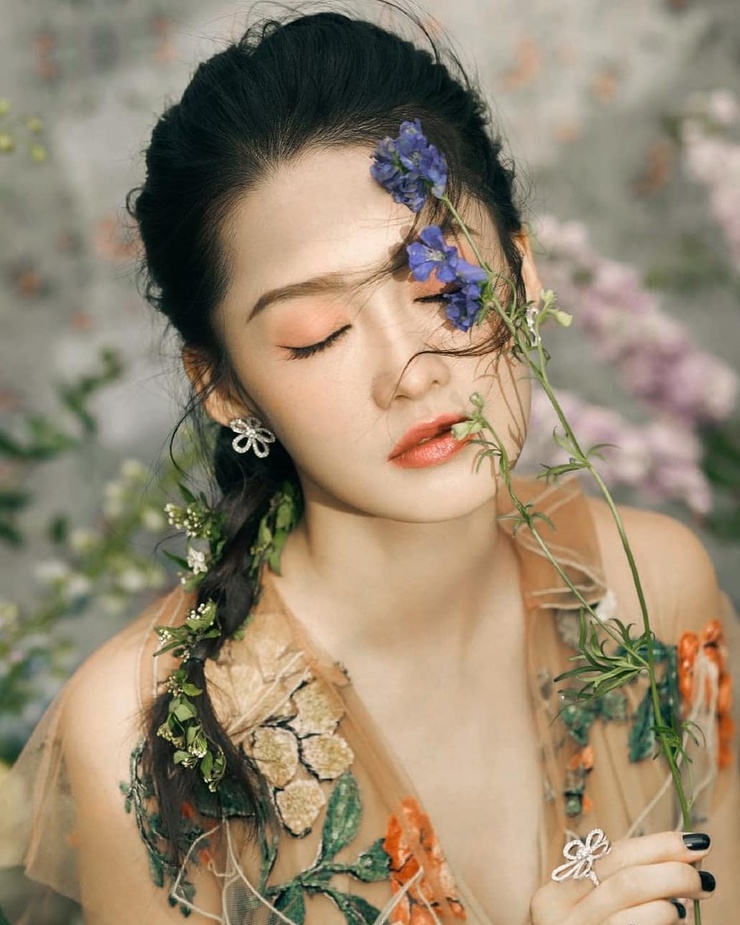 Qin Li Qin Li