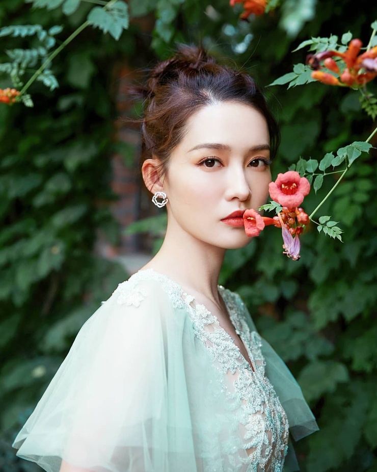 Qin Li Qin Li