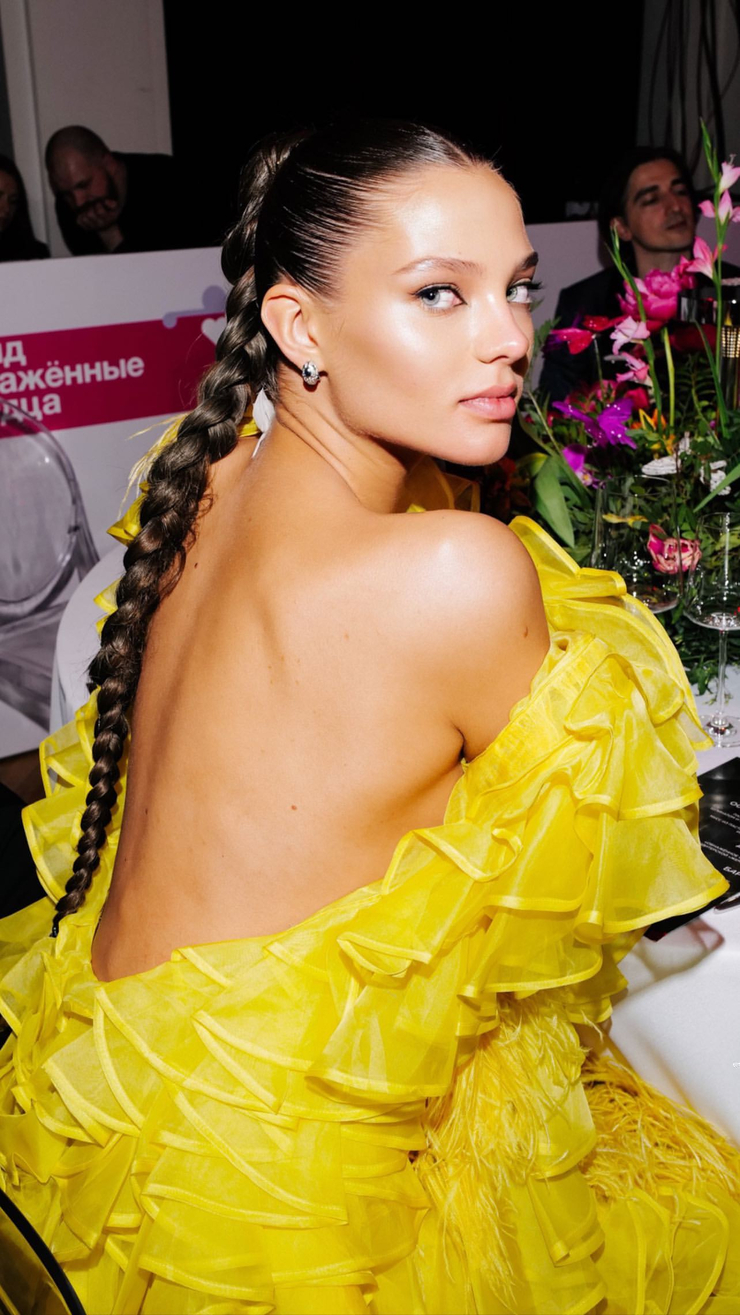 Alesya Kafelnikova Alesya Kafelnikova