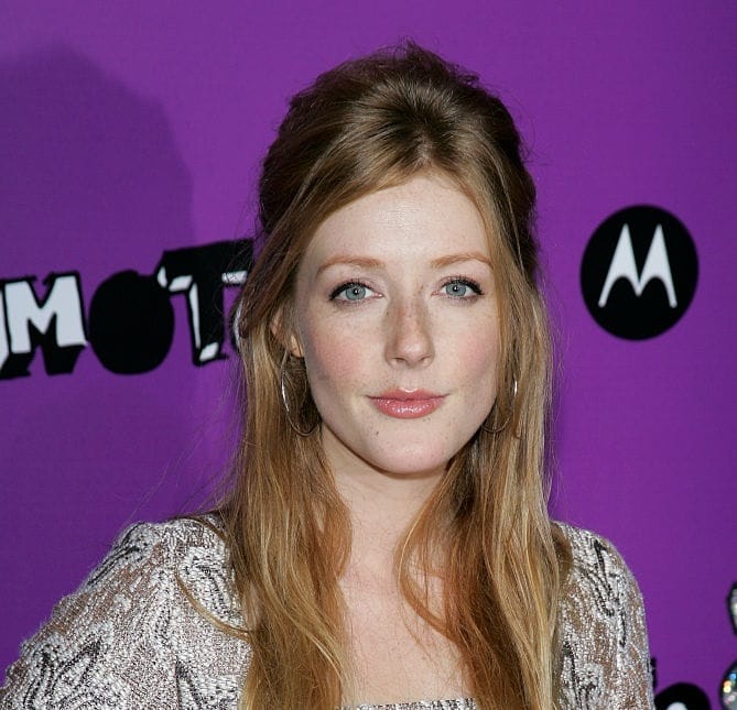 Jennifer Finnigan