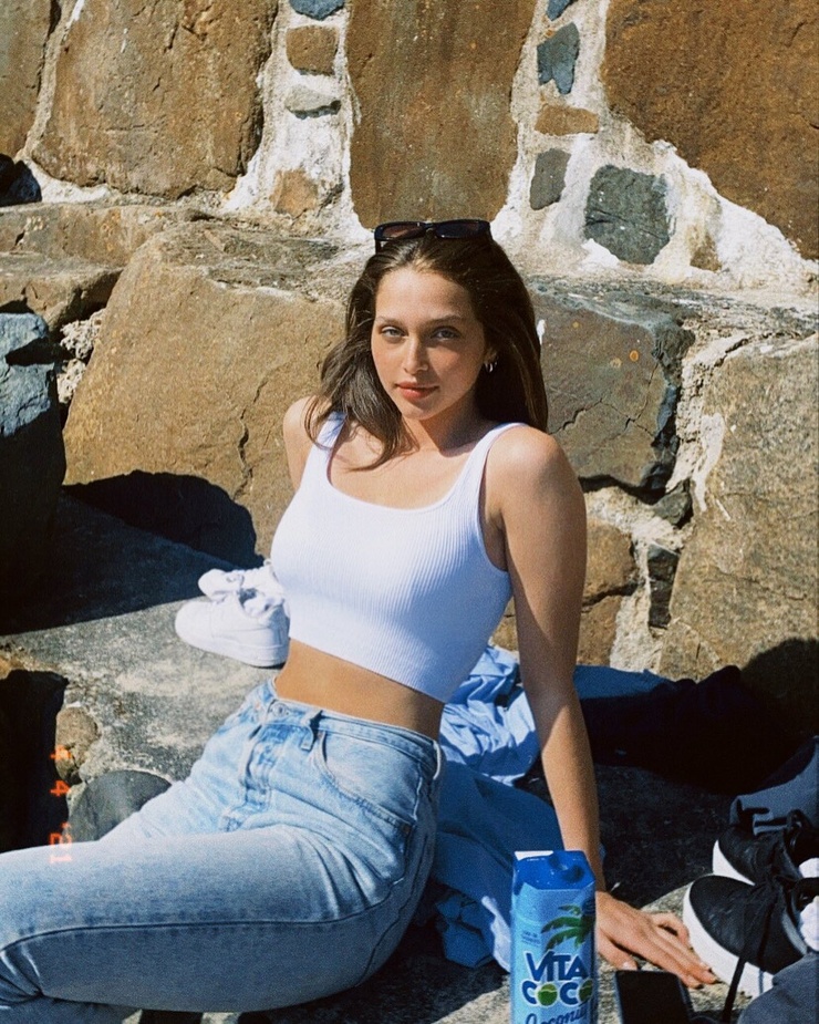 Talia Wallis