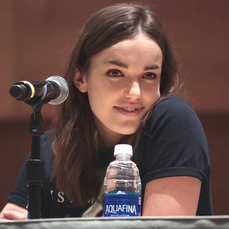 Elizabeth Henstridge